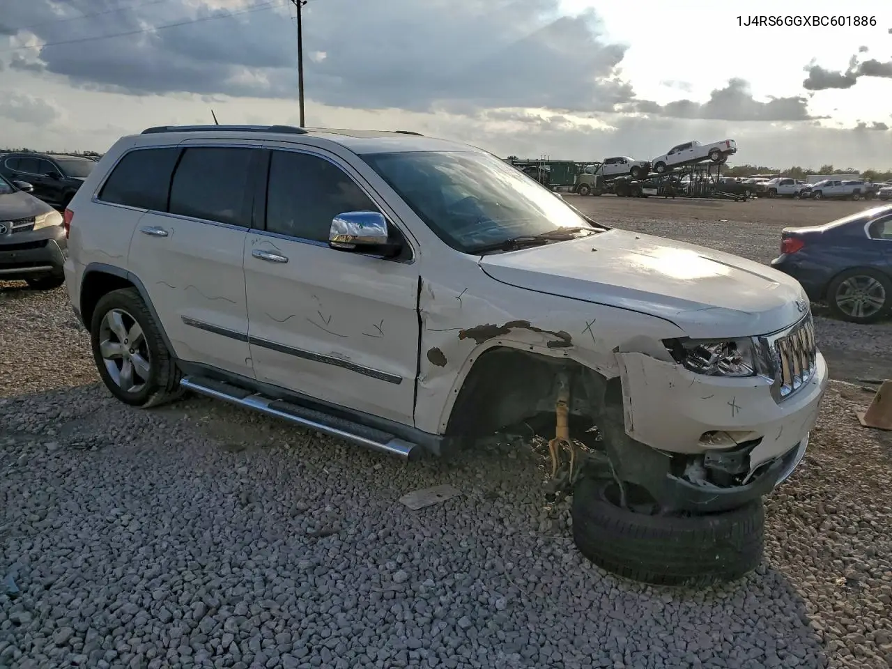 1J4RS6GGXBC601886 2011 Jeep Grand Cherokee Overland