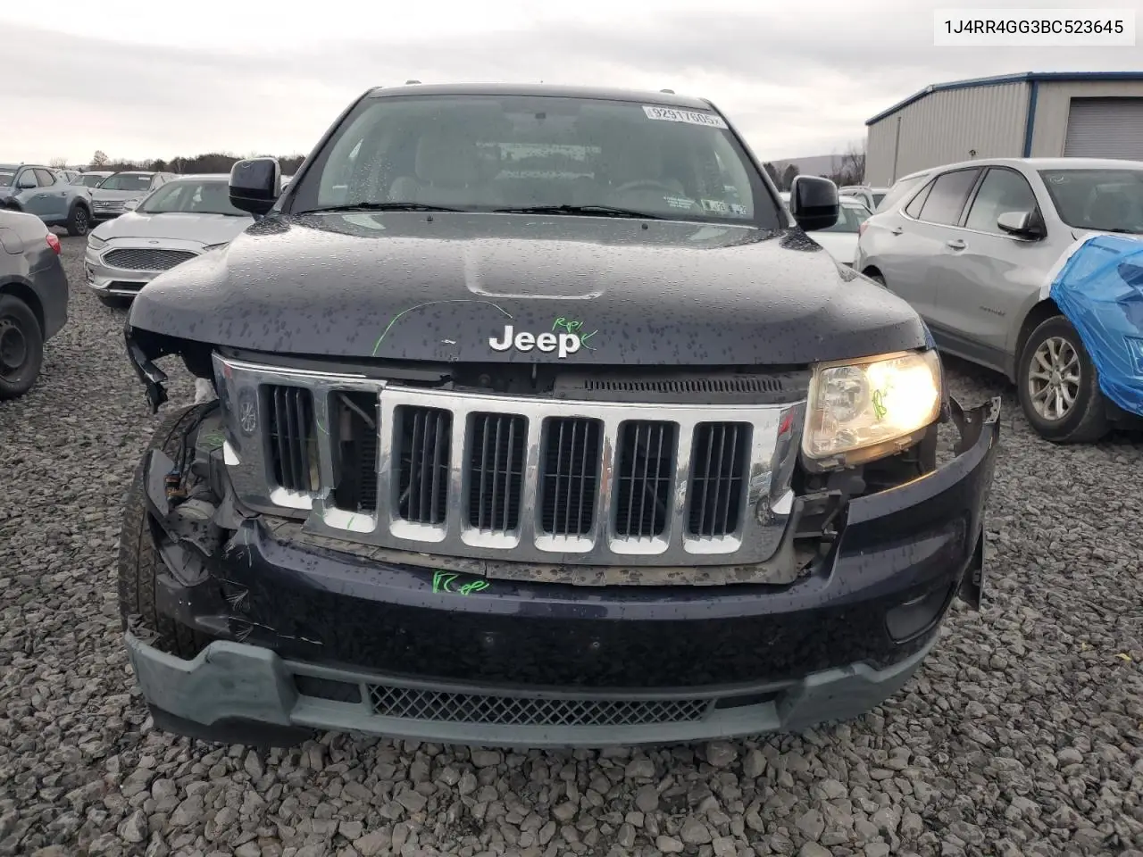1J4RR4GG3BC523645 2011 Jeep Grand Cherokee Laredo