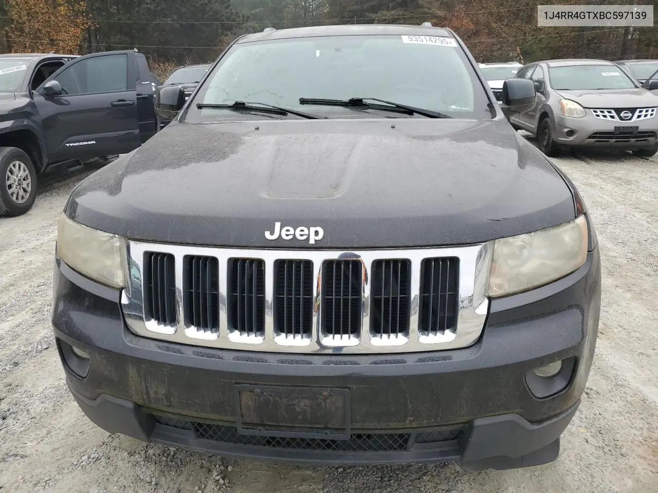 1J4RR4GTXBC597139 2011 Jeep Grand Cherokee Laredo
