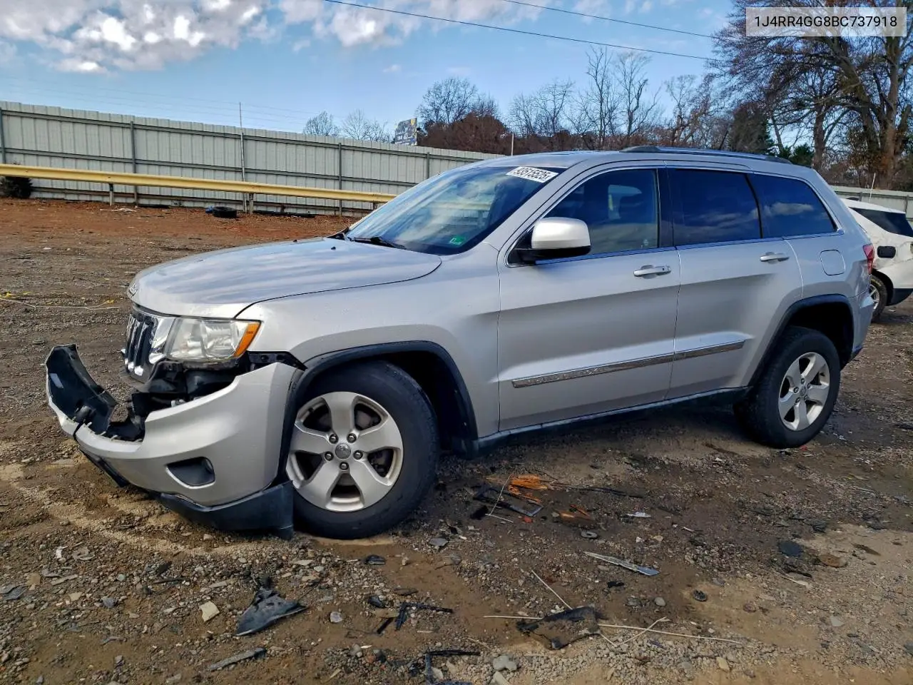 1J4RR4GG8BC737918 2011 Jeep Grand Cherokee Laredo