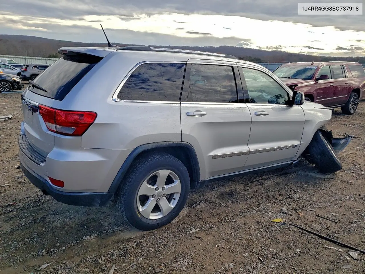 1J4RR4GG8BC737918 2011 Jeep Grand Cherokee Laredo