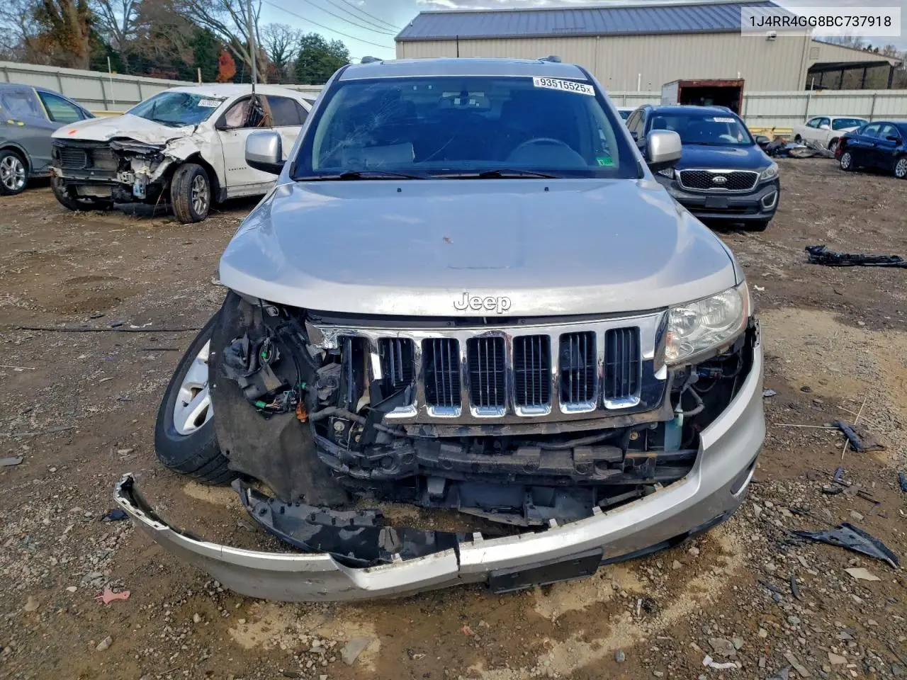 1J4RR4GG8BC737918 2011 Jeep Grand Cherokee Laredo