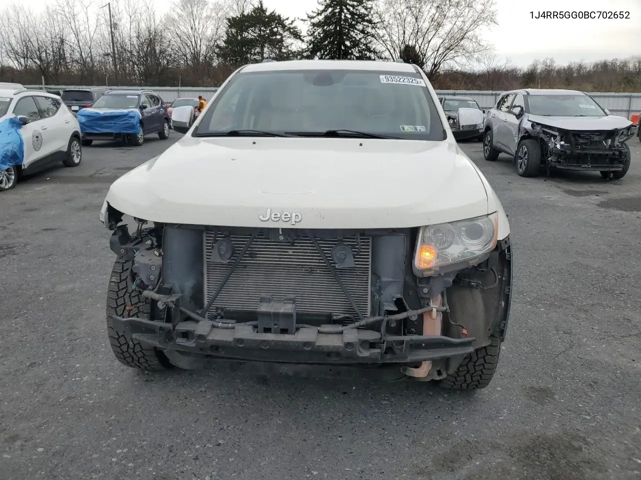 1J4RR5GG0BC702652 2011 Jeep Grand Cherokee Limited