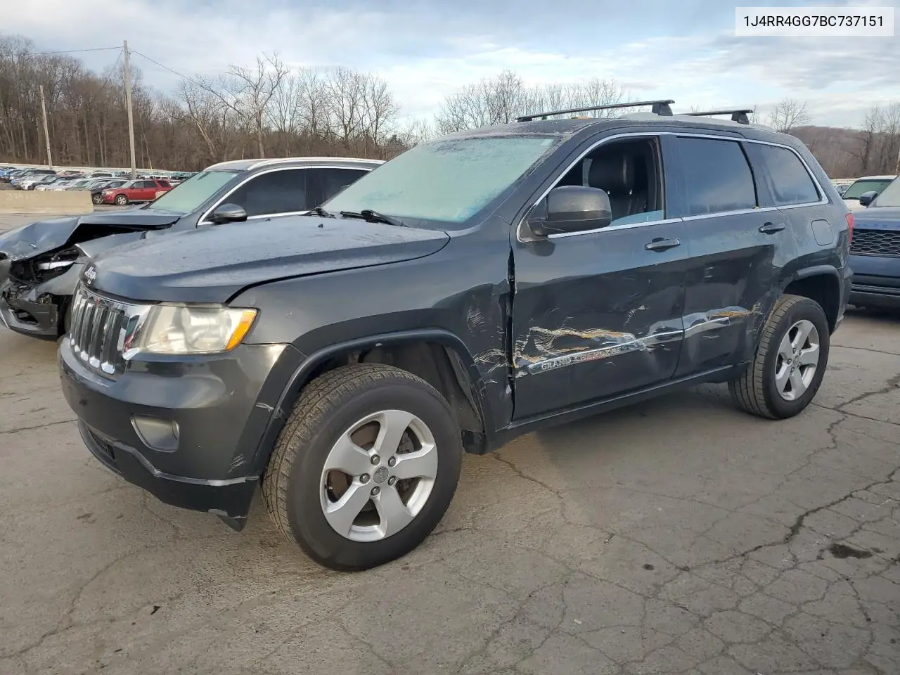 1J4RR4GG7BC737151 2011 Jeep Grand Cherokee Laredo