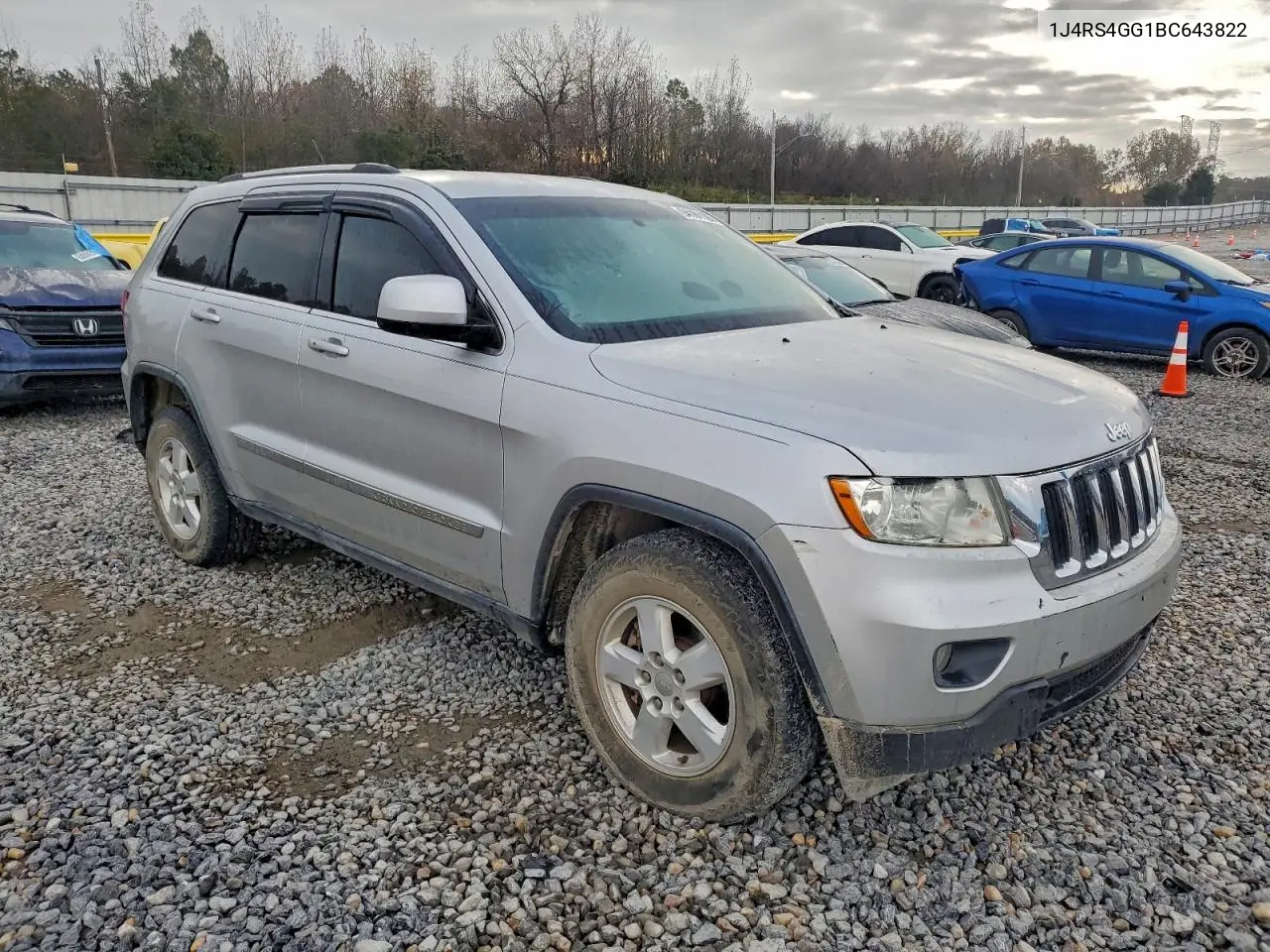 1J4RS4GG1BC643822 2011 Jeep Grand Cherokee Laredo