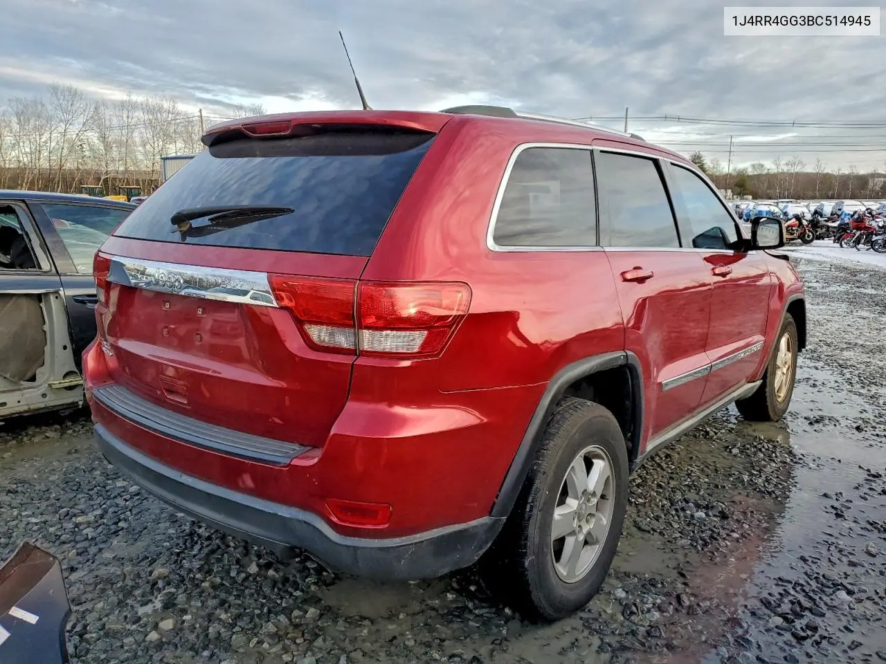 1J4RR4GG3BC514945 2011 Jeep Grand Cherokee Laredo