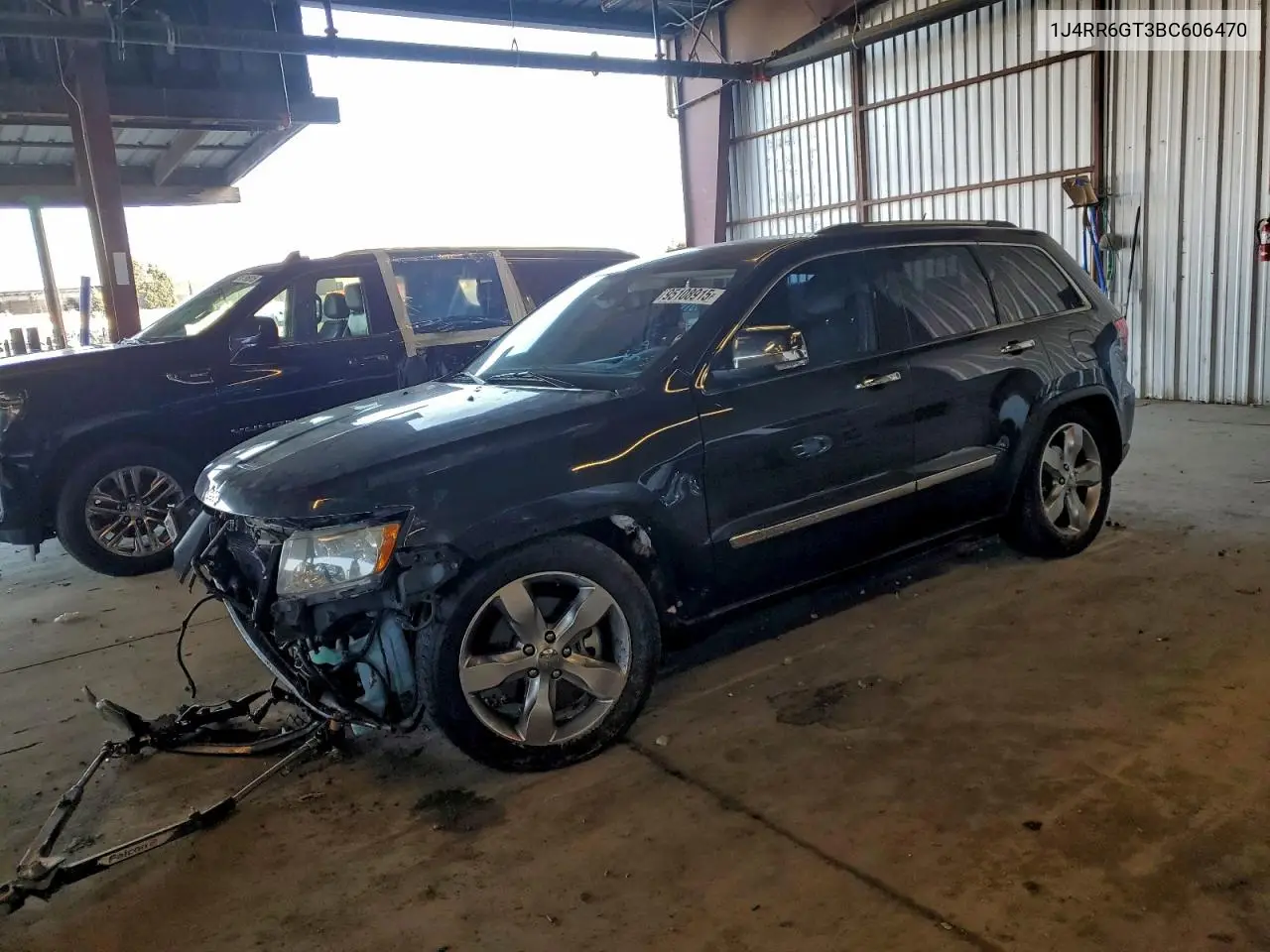 1J4RR6GT3BC606470 2011 Jeep Grand Cherokee Overland