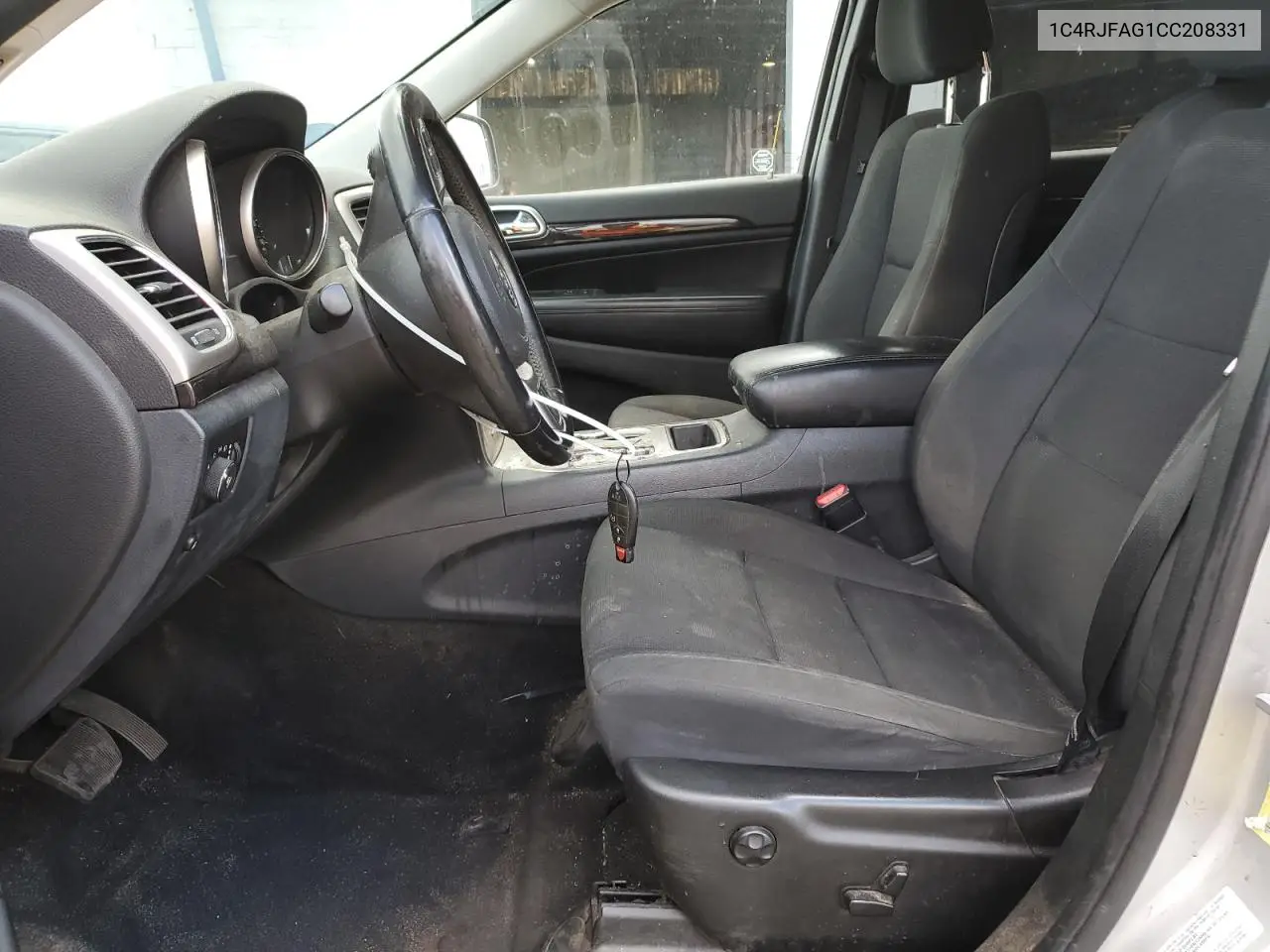1C4RJFAG1CC208331 2012 Jeep Grand Cherokee Laredo