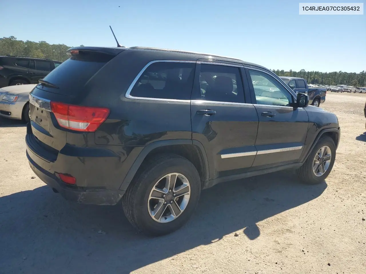 1C4RJEAG7CC305432 2012 Jeep Grand Cherokee Laredo