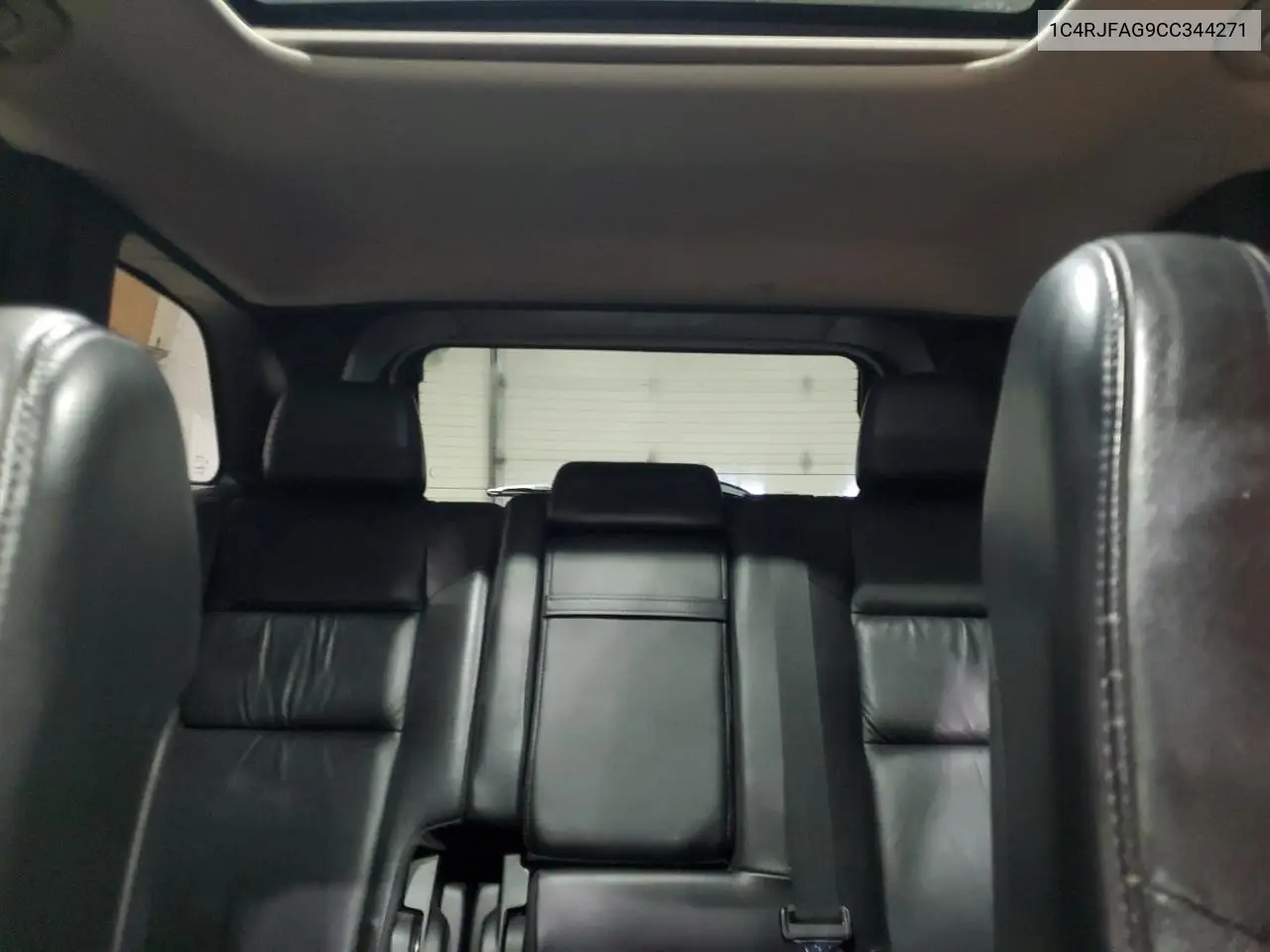 1C4RJFAG9CC344271 2012 Jeep Grand Cherokee Laredo