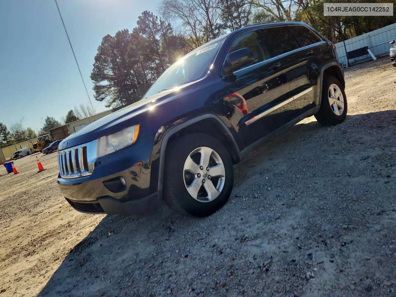 1C4RJEAG0CC142252 2012 Jeep Grand Cherokee Laredo