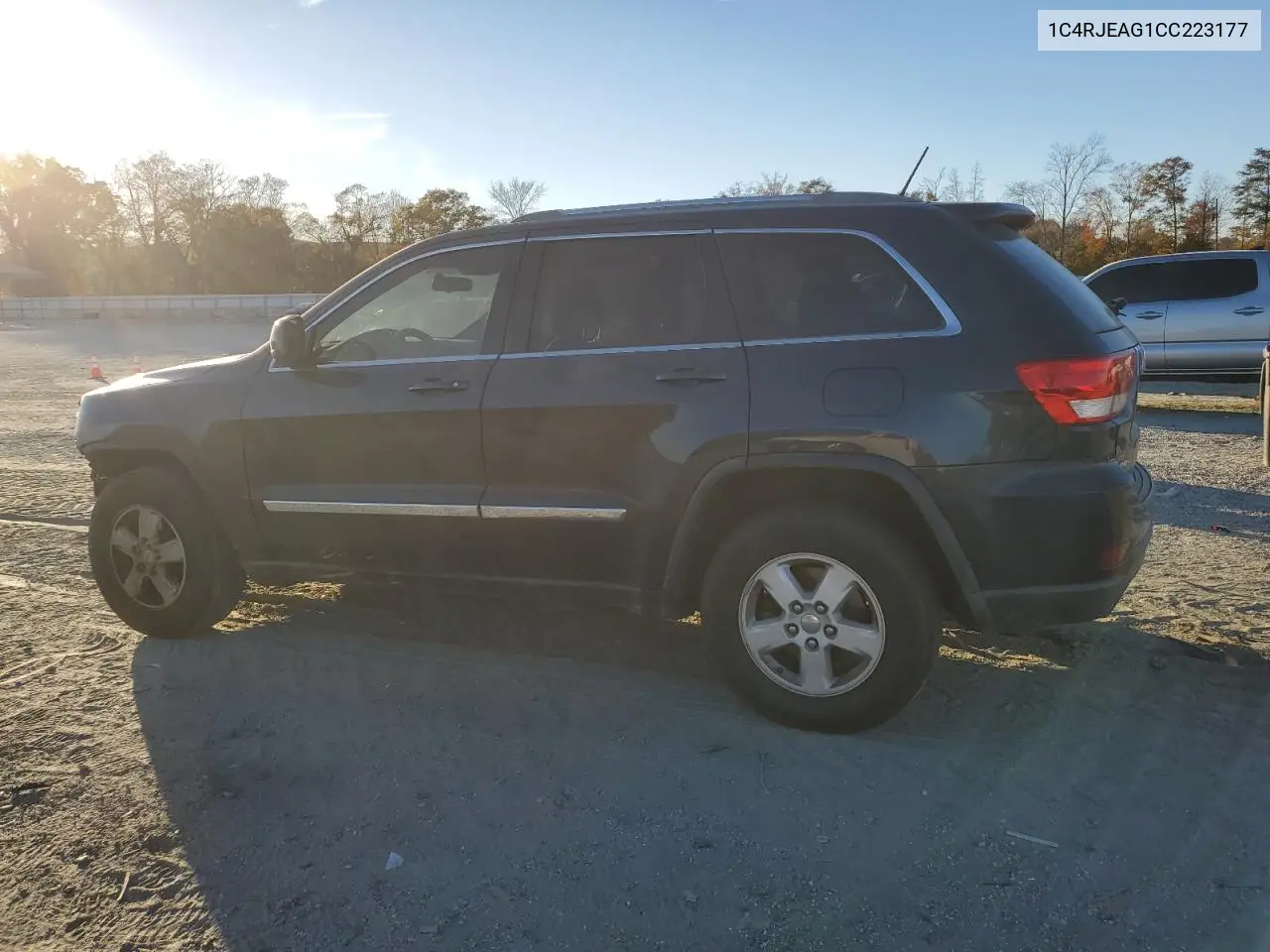 1C4RJEAG1CC223177 2012 Jeep Grand Cherokee Laredo