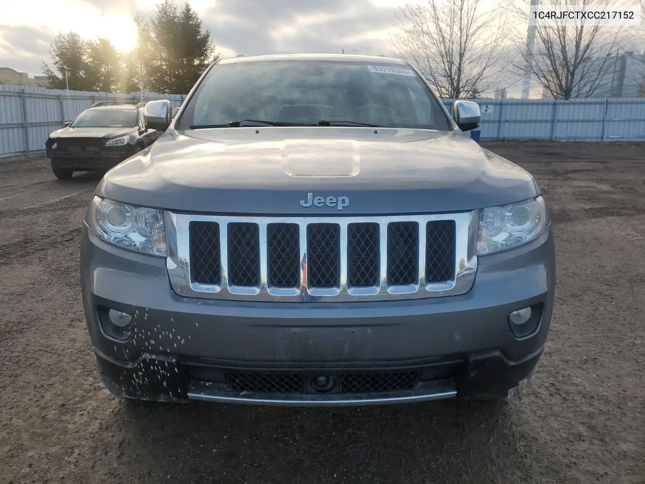 1C4RJFCTXCC217152 2012 Jeep Grand Cherokee Overland