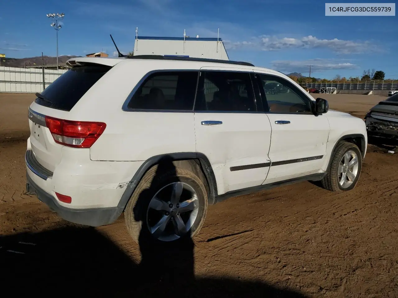 1C4RJFCG3DC559739 2013 Jeep Grand Cherokee Overland