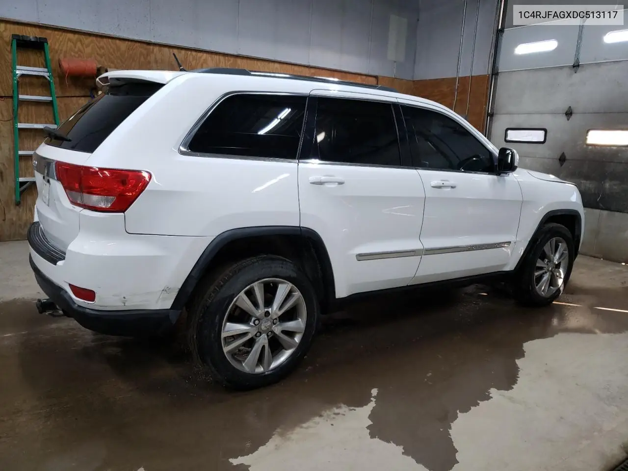 1C4RJFAGXDC513117 2013 Jeep Grand Cherokee Laredo