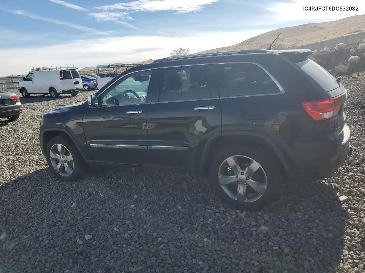 1C4RJFCT6DC532032 2013 Jeep Grand Cherokee Overland