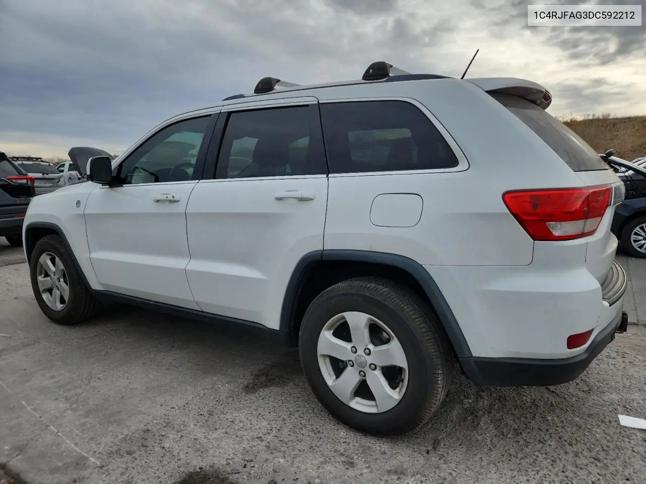 1C4RJFAG3DC592212 2013 Jeep Grand Cherokee Laredo