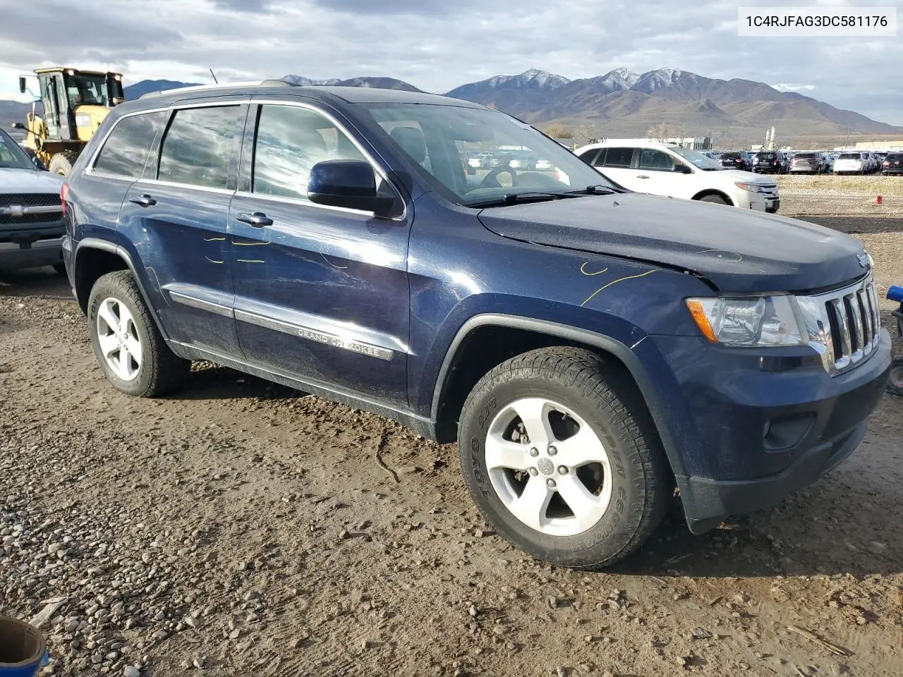 1C4RJFAG3DC581176 2013 Jeep Grand Cherokee Laredo