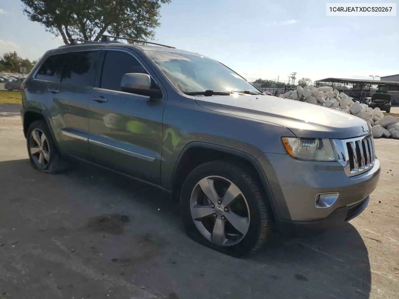 1C4RJEATXDC520267 2013 Jeep Grand Cherokee Laredo