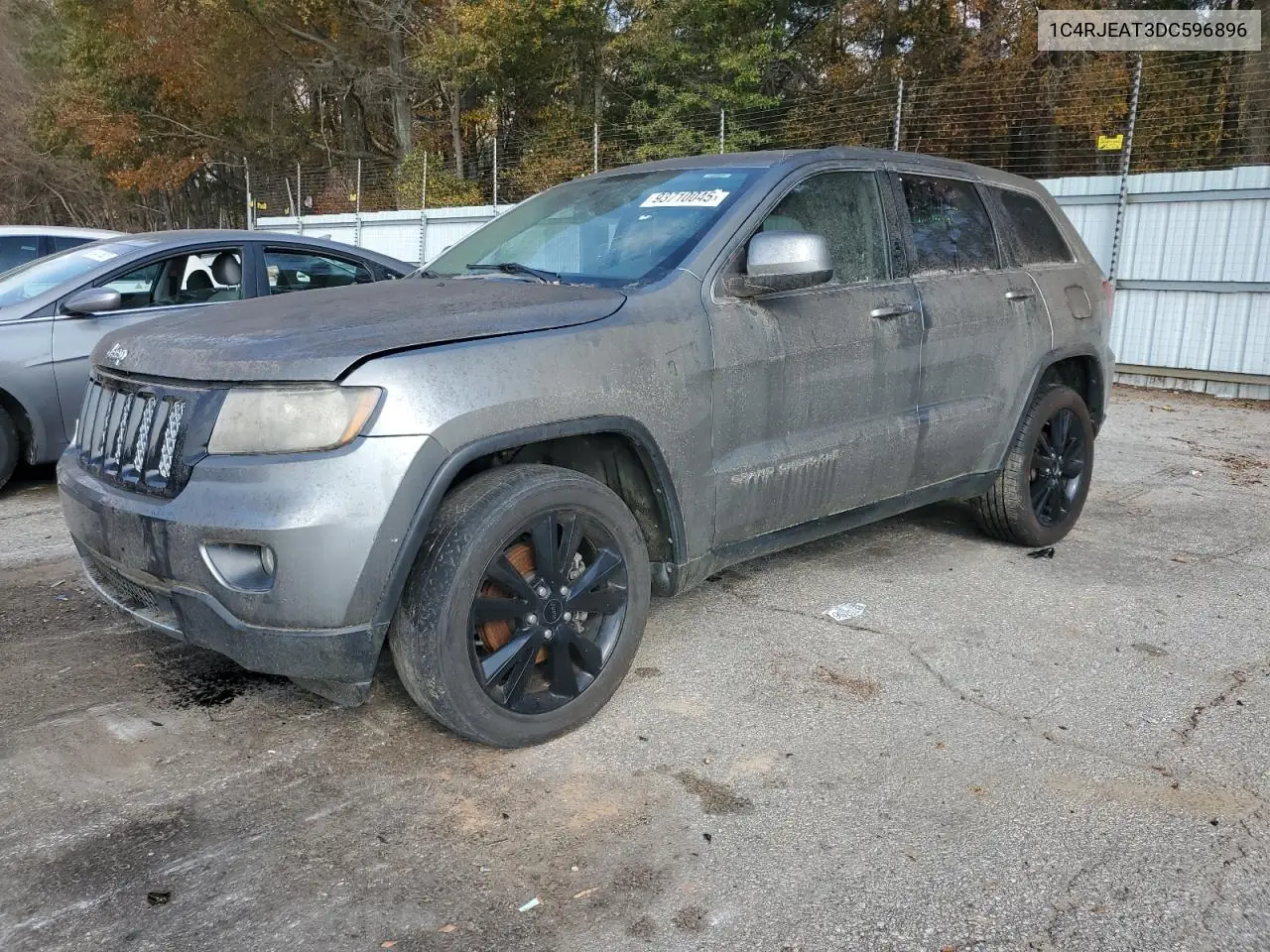 1C4RJEAT3DC596896 2013 Jeep Grand Cherokee Laredo