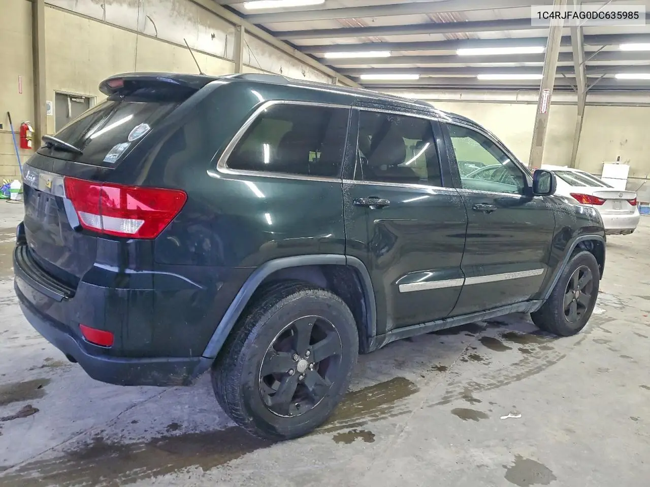 1C4RJFAG0DC635985 2013 Jeep Grand Cherokee Laredo