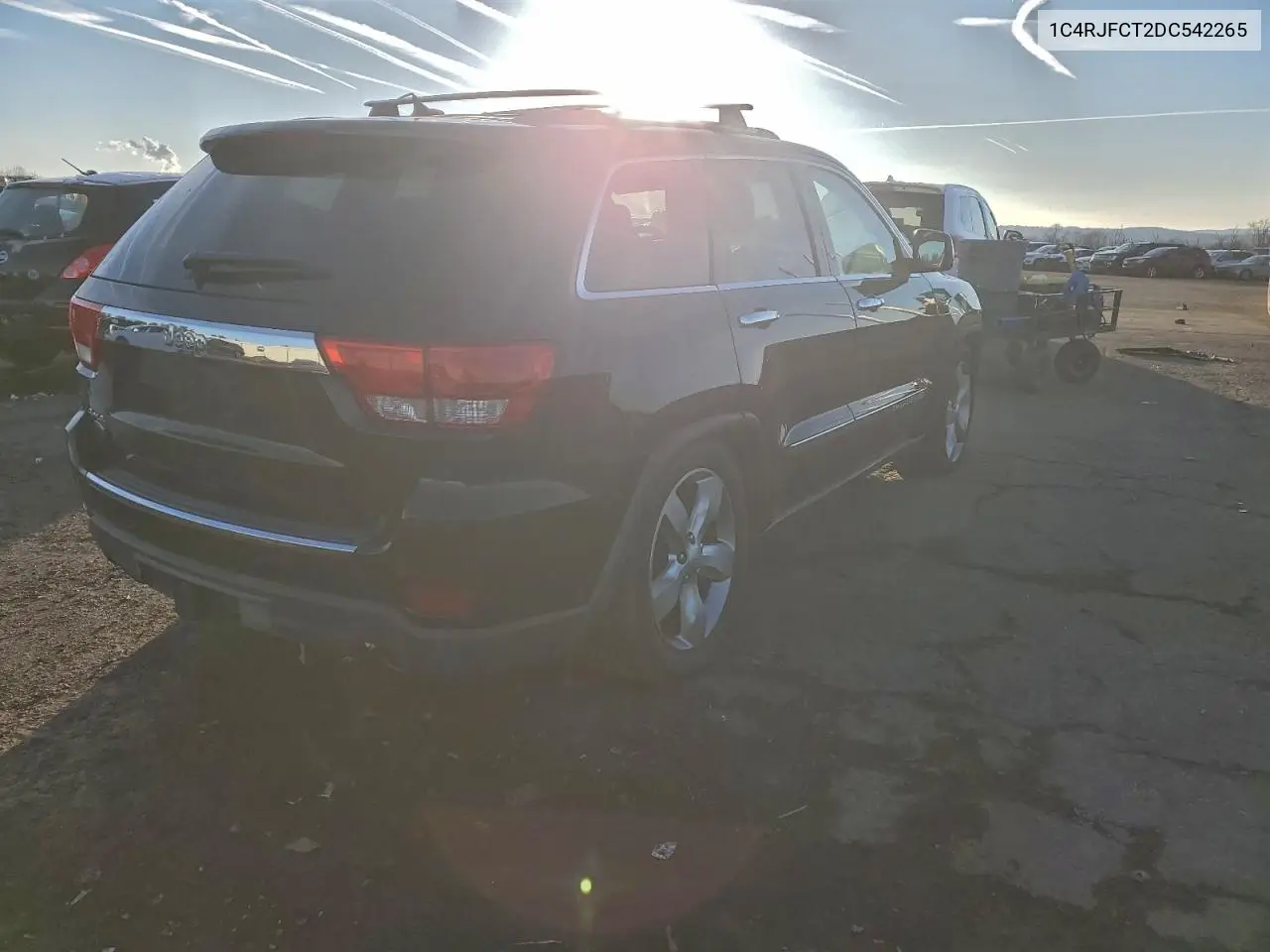 1C4RJFCT2DC542265 2013 Jeep Grand Cherokee Overland
