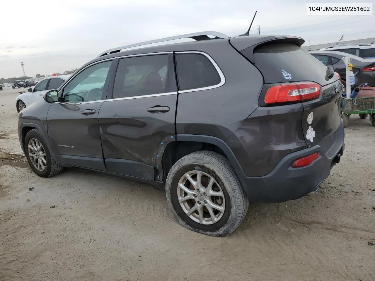 2014 Jeep Cherokee Latitude VIN: 1C4PJMCS3EW251602 Lot: 42401524