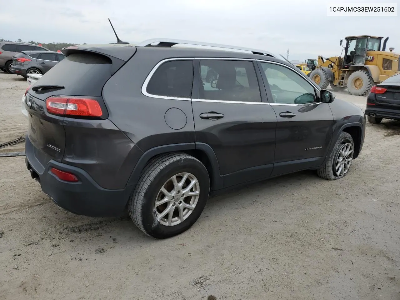 2014 Jeep Cherokee Latitude VIN: 1C4PJMCS3EW251602 Lot: 42401524