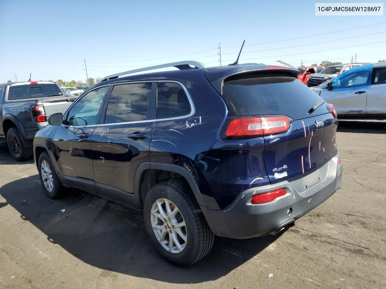 2014 Jeep Cherokee Latitude VIN: 1C4PJMCS6EW128697 Lot: 72811004