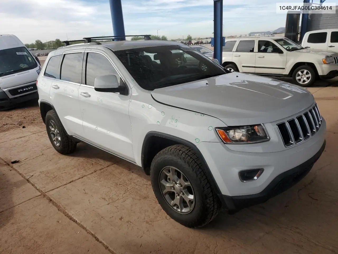 1C4RJFAG0EC384614 2014 Jeep Grand Cherokee Laredo