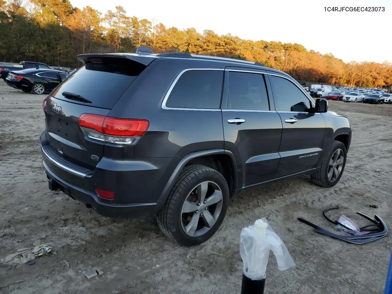 1C4RJFCG6EC423073 2014 Jeep Grand Cherokee Overland