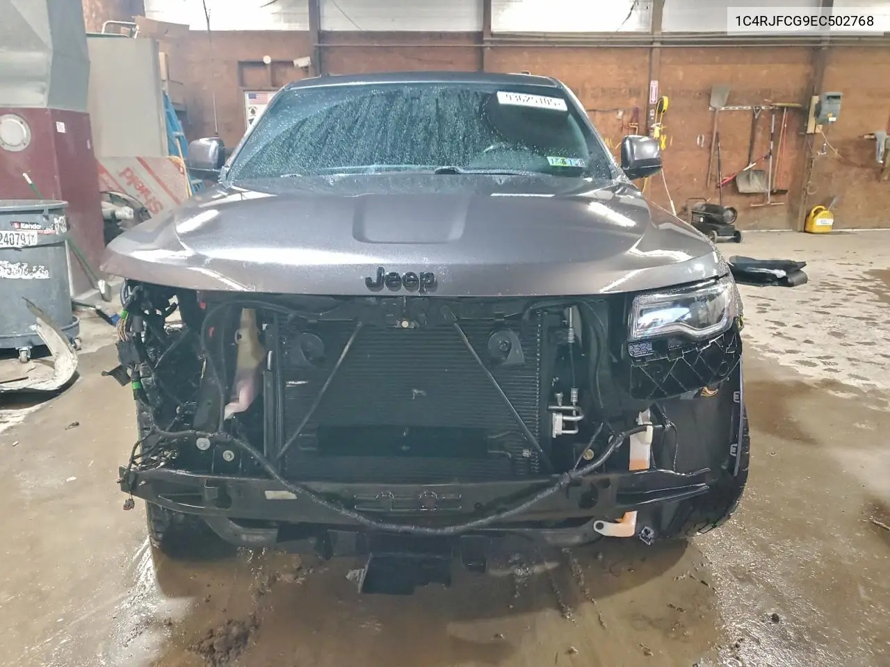 1C4RJFCG9EC502768 2014 Jeep Grand Cherokee Overland