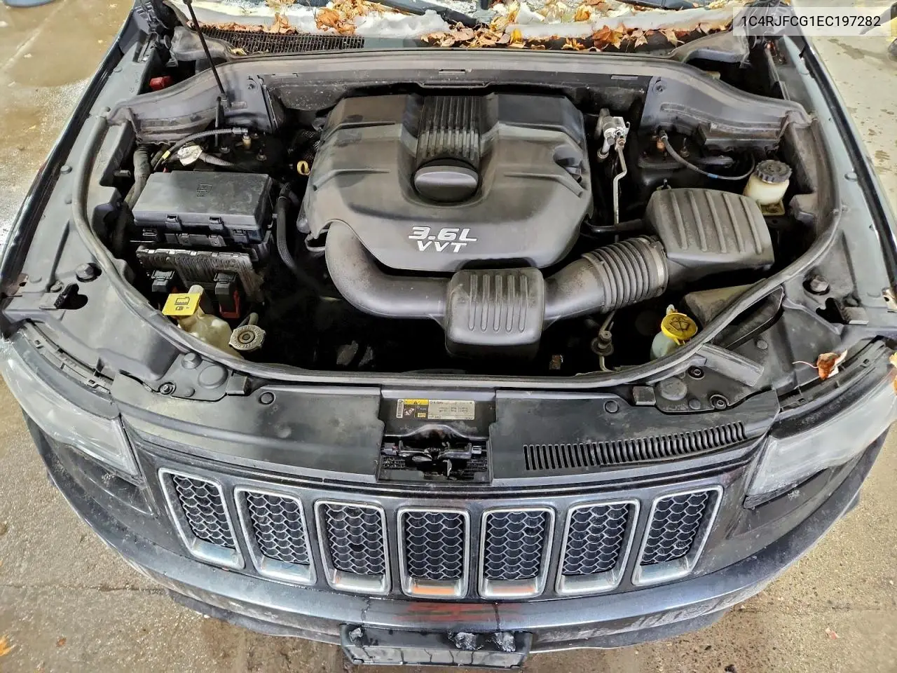 1C4RJFCG1EC197282 2014 Jeep Grand Cherokee Overland