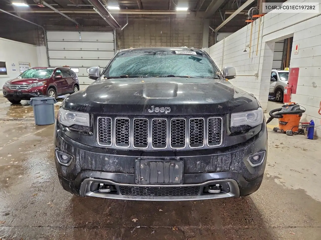 1C4RJFCG1EC197282 2014 Jeep Grand Cherokee Overland