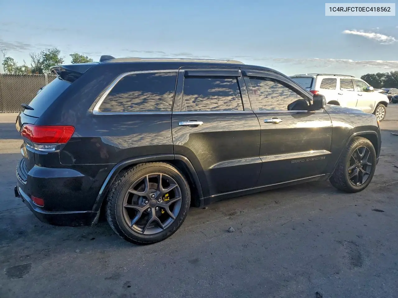 1C4RJFCT0EC418562 2014 Jeep Grand Cherokee Overland
