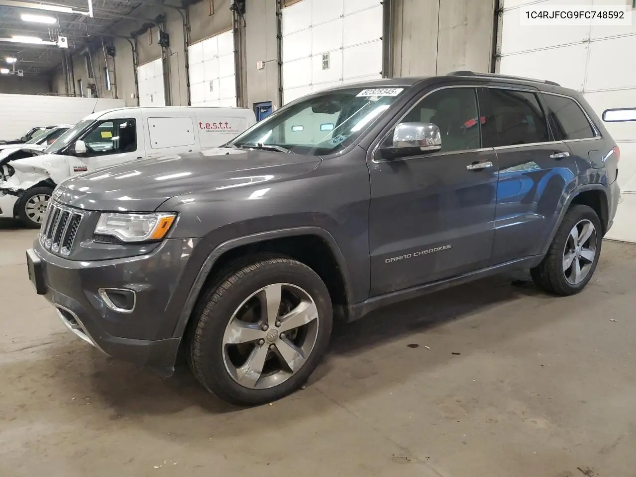 1C4RJFCG9FC748592 2015 Jeep Grand Cherokee Overland