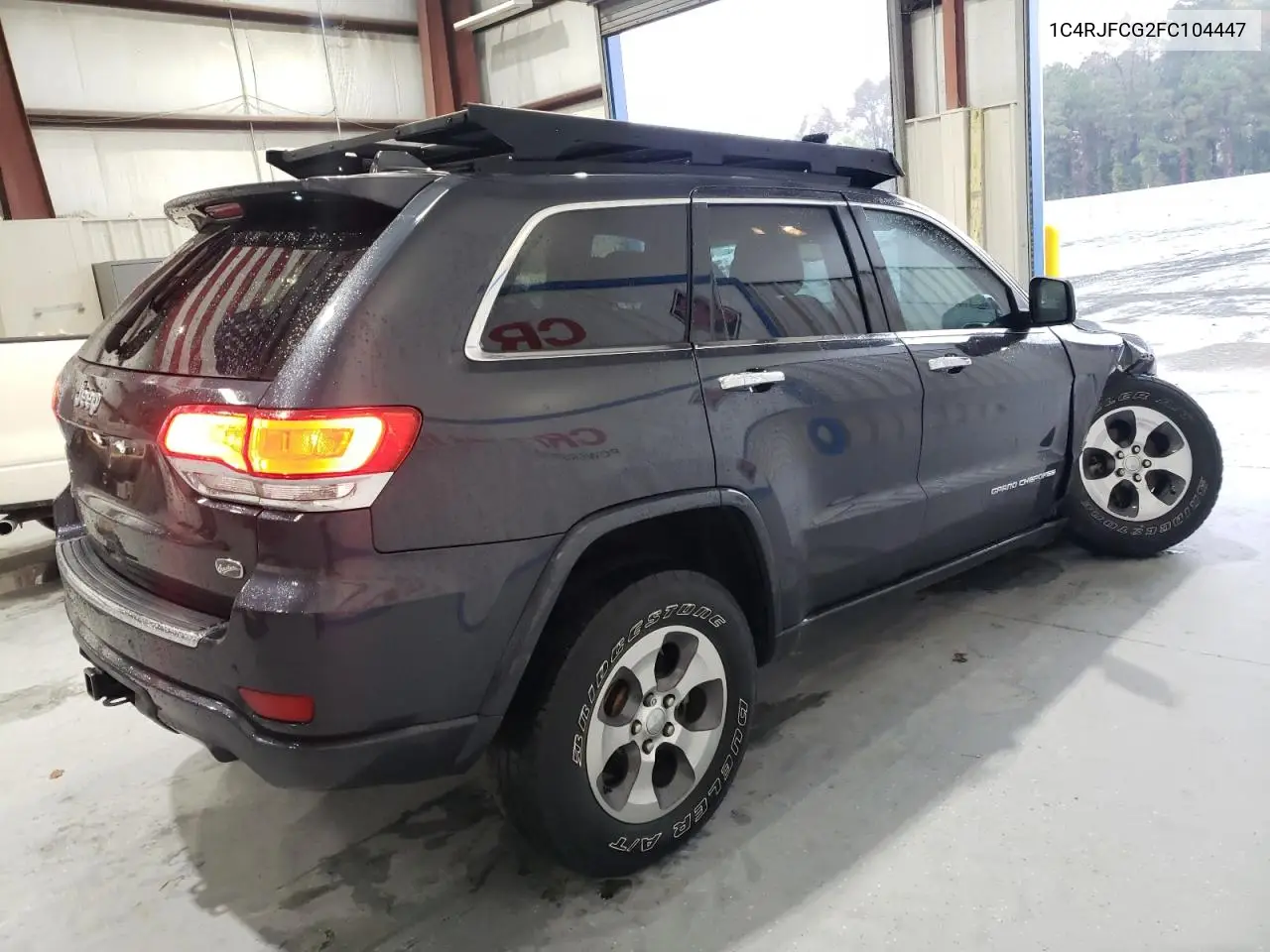 1C4RJFCG2FC104447 2015 Jeep Grand Cherokee Overland