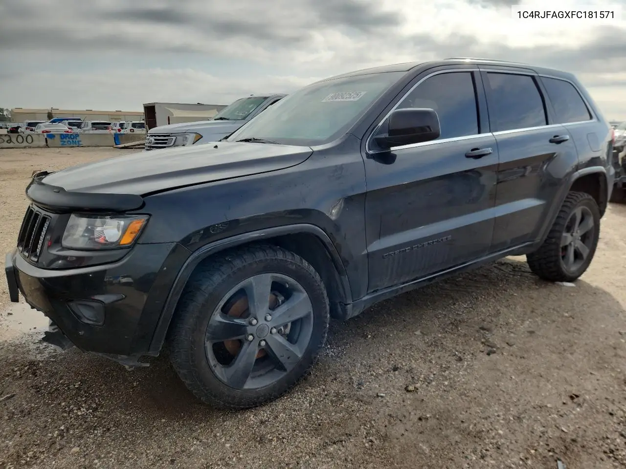 1C4RJFAGXFC181571 2015 Jeep Grand Cherokee Laredo