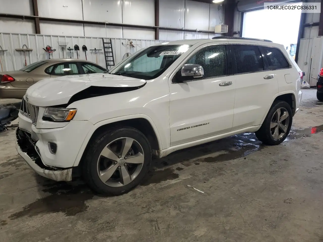 1C4RJECG2FC836331 2015 Jeep Grand Cherokee Overland