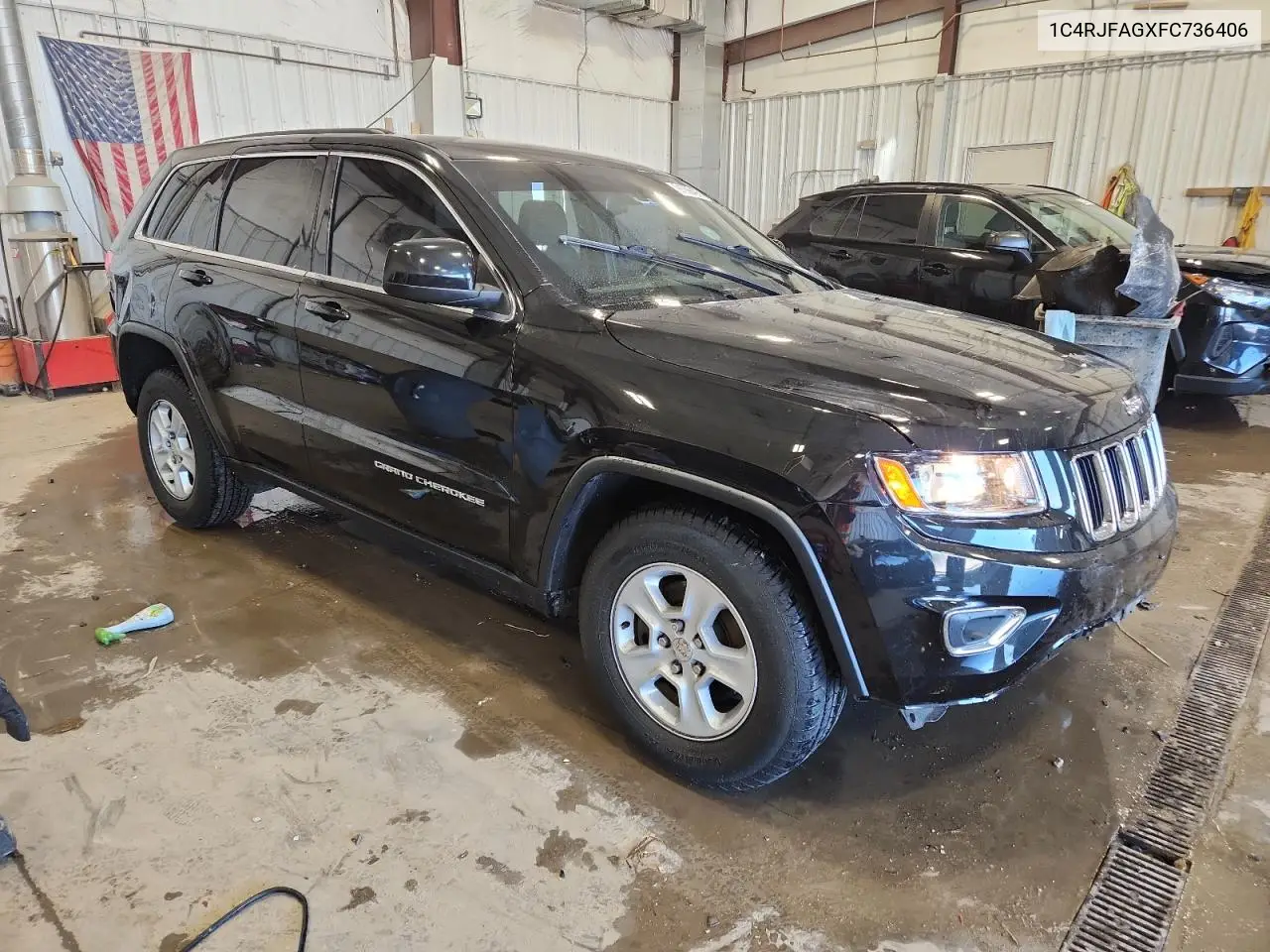 1C4RJFAGXFC736406 2015 Jeep Grand Cherokee Laredo