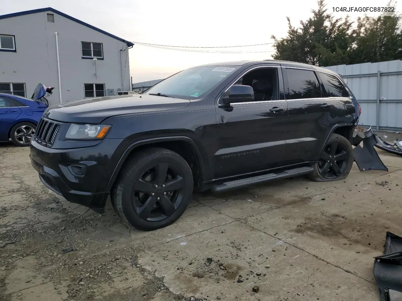 1C4RJFAG0FC887822 2015 Jeep Grand Cherokee Laredo