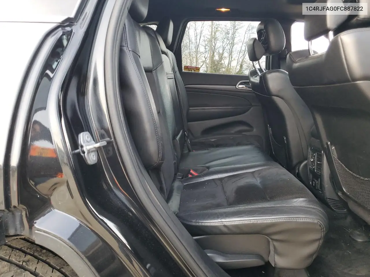 1C4RJFAG0FC887822 2015 Jeep Grand Cherokee Laredo