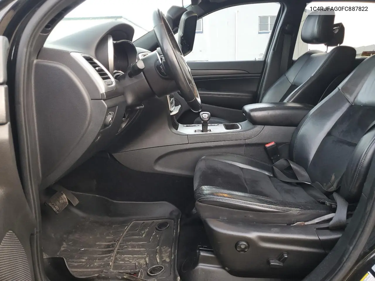 1C4RJFAG0FC887822 2015 Jeep Grand Cherokee Laredo