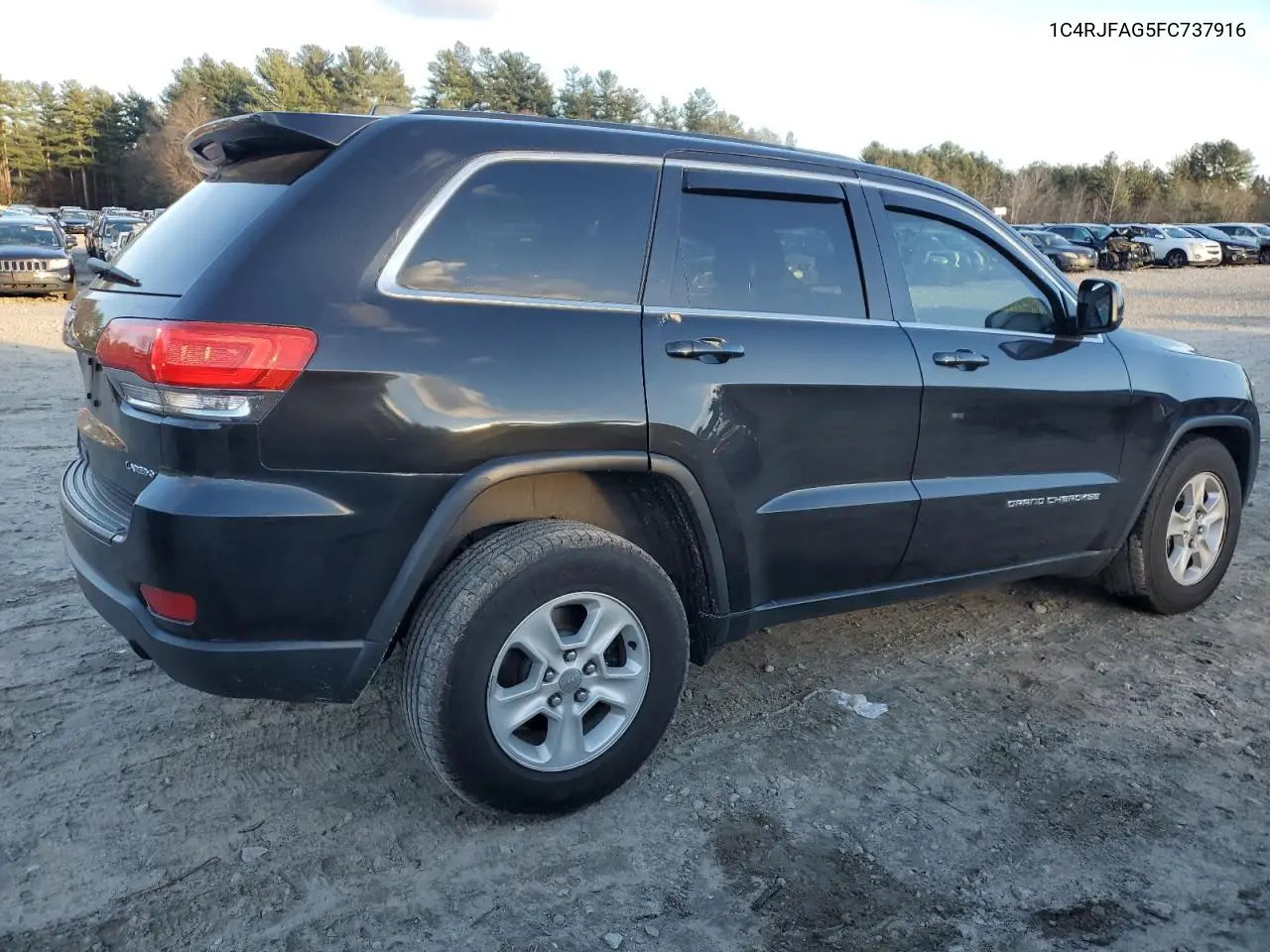 1C4RJFAG5FC737916 2015 Jeep Grand Cherokee Laredo