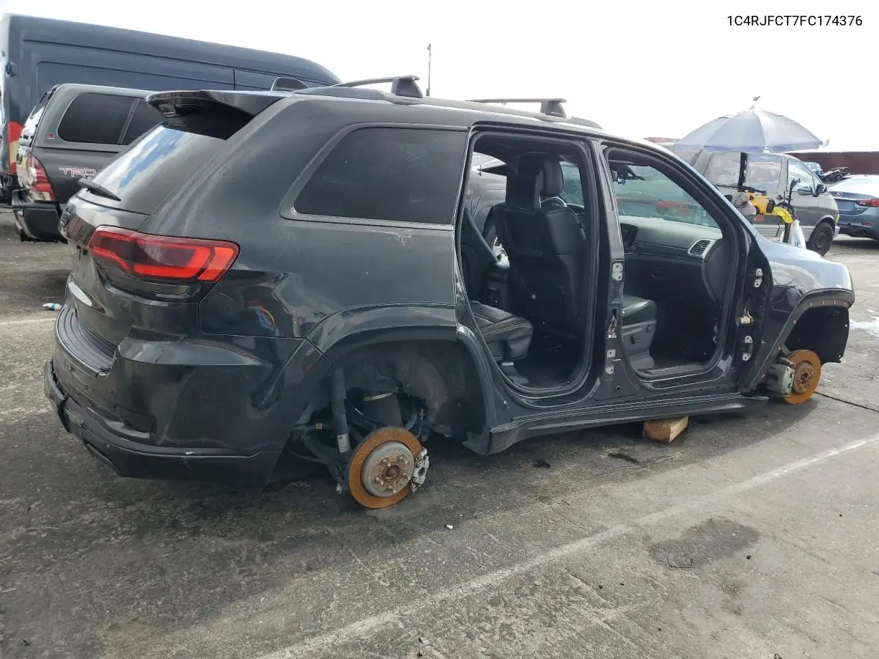 1C4RJFCT7FC174376 2015 Jeep Grand Cherokee Overland