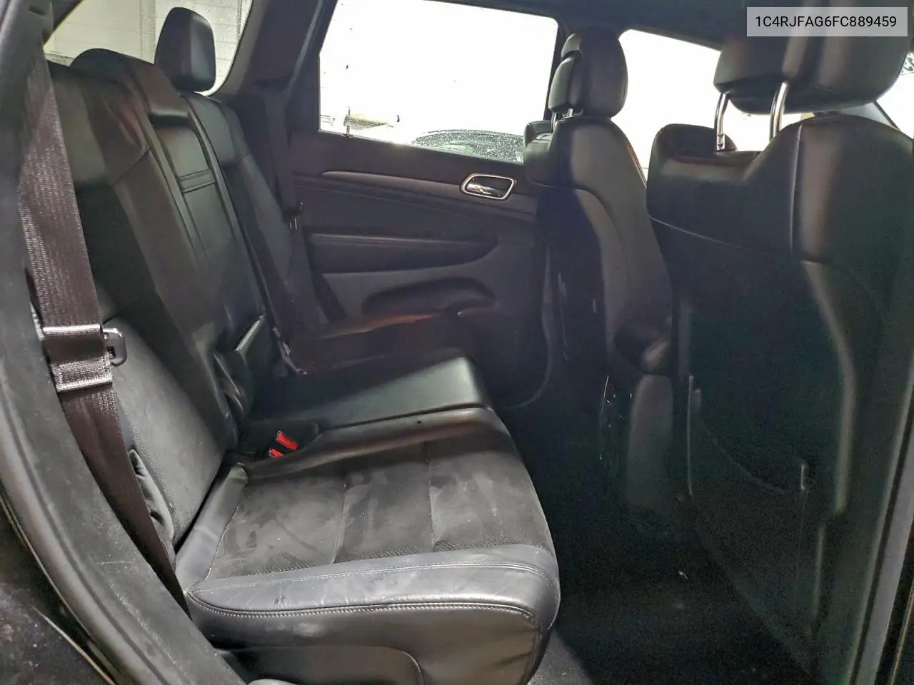 1C4RJFAG6FC889459 2015 Jeep Grand Cherokee Laredo