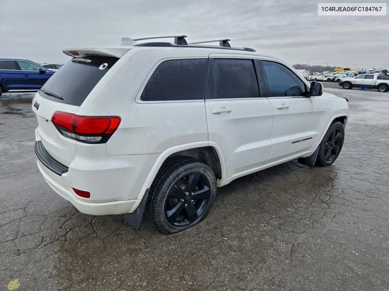 1C4RJEAG6FC184767 2015 Jeep Grand Cherokee Laredo