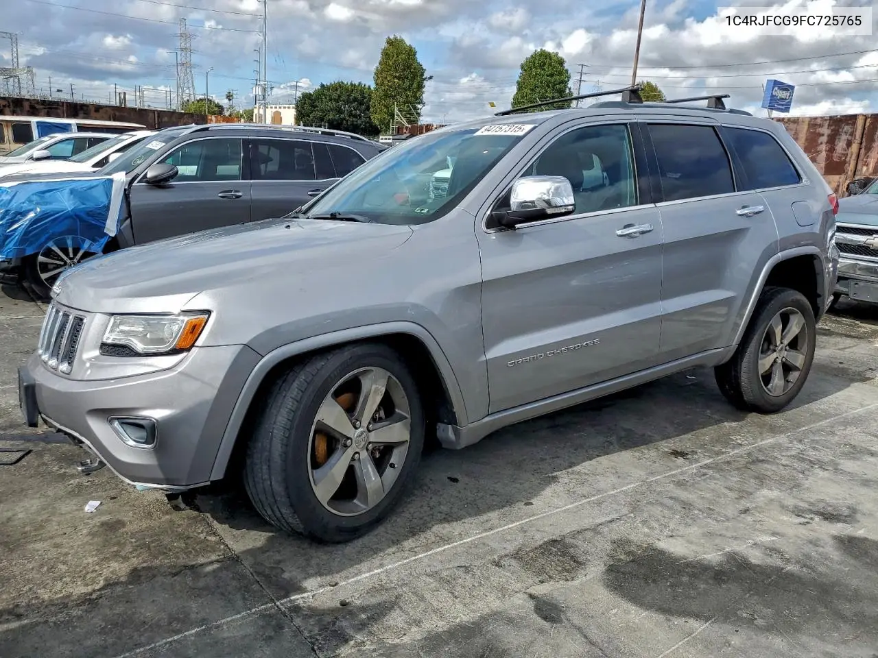 1C4RJFCG9FC725765 2015 Jeep Grand Cherokee Overland