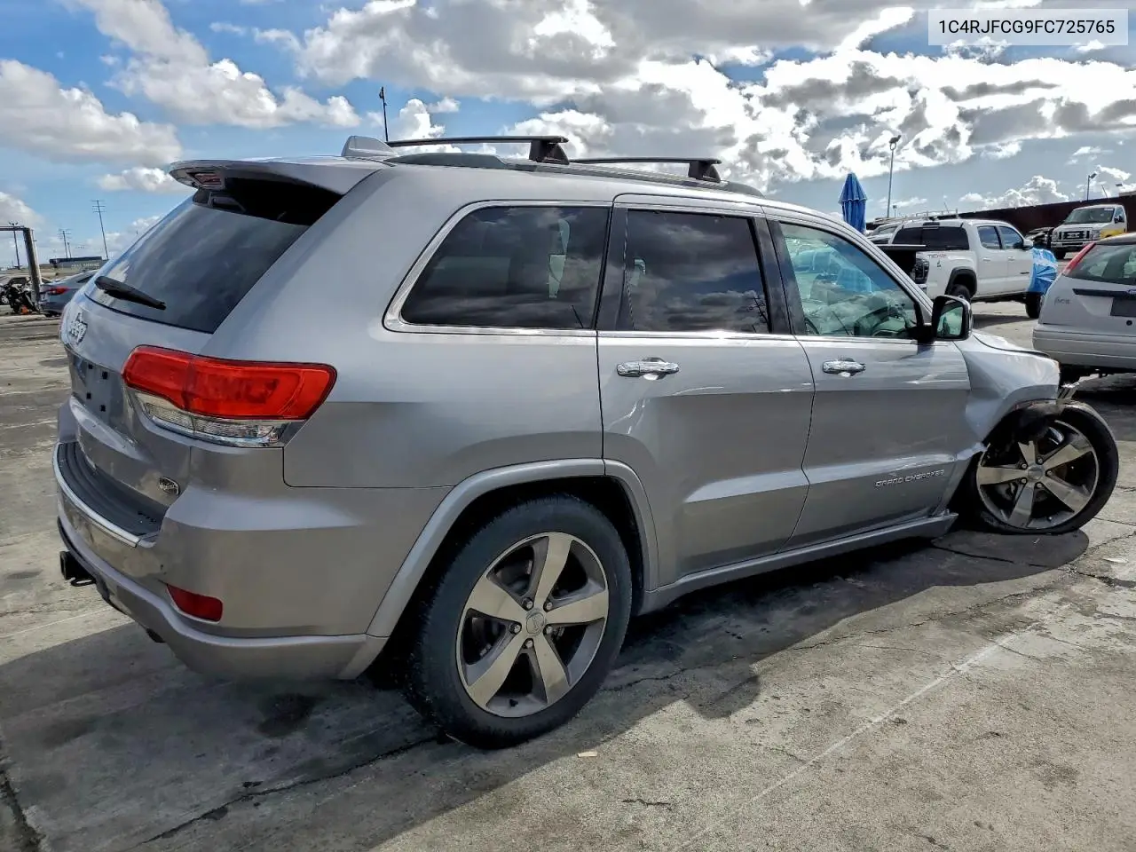 1C4RJFCG9FC725765 2015 Jeep Grand Cherokee Overland
