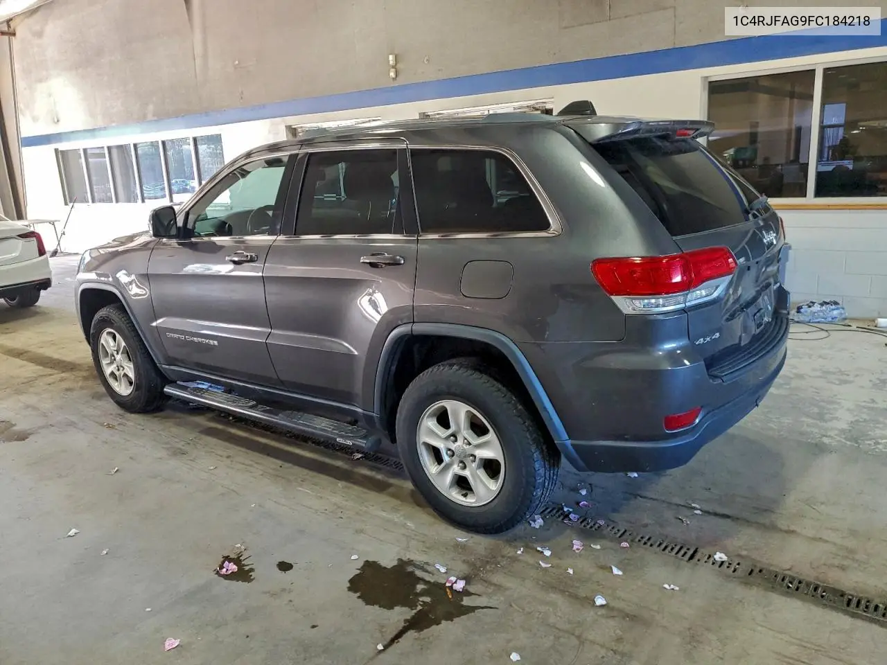 1C4RJFAG9FC184218 2015 Jeep Grand Cherokee Laredo